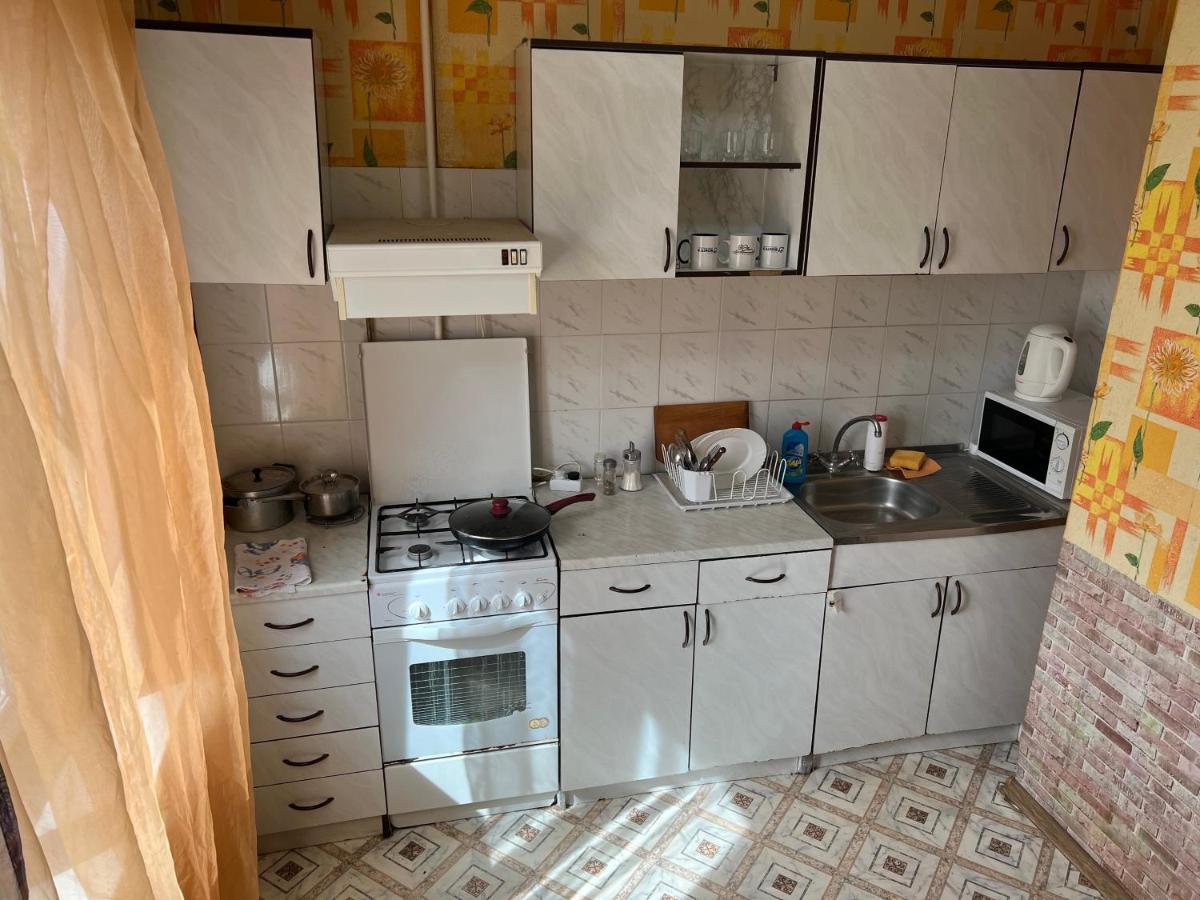 Apartment On Bukovinska Rivne Exterior foto